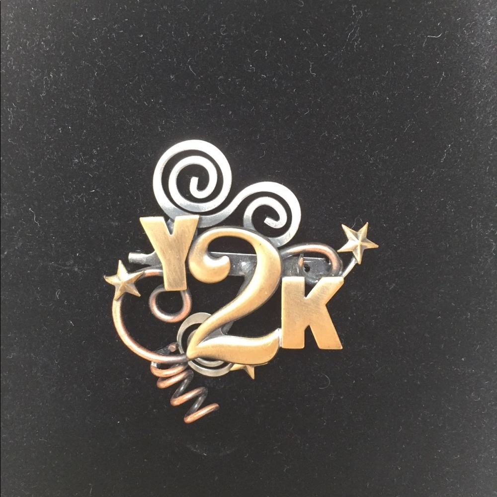 Vintage Y2K Signed K & T Brushed Metal Brooch Pin